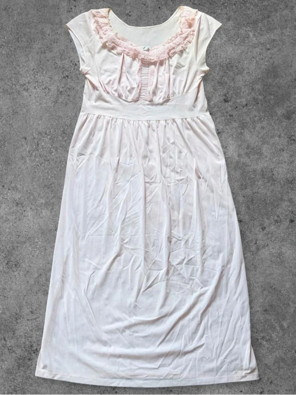 Pink Coquette Night Gown - Picture 2 of 4